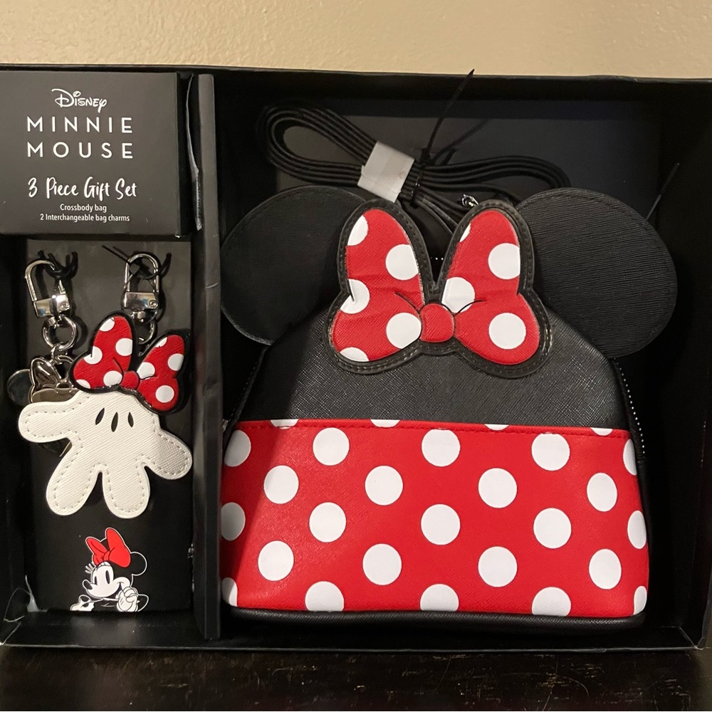 Disney Minnie Mouse Mini Hand Bag 3 Pcs Gift Set Minnie Glove Keychain Purse/NEW